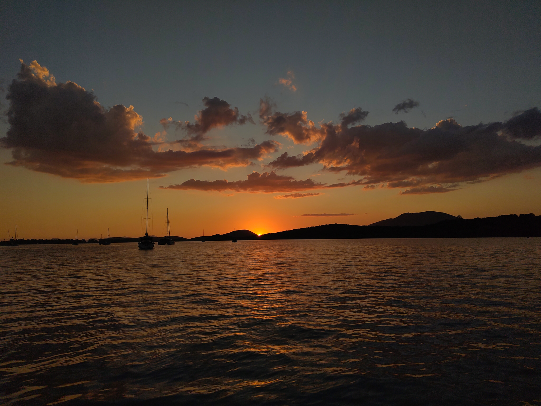 Igoumenitsa romantischer Sonnenuntergang